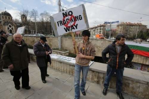 Goldthau Labelle Shale Gas Policy In Bulgaria And Poland Original